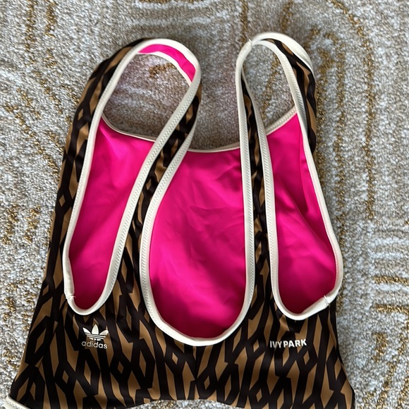 Ivy Park x Adidas hoodie shrug and reversible suit 2 PC set - Picture 16 of 16